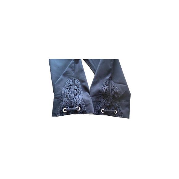 Zac and Rachel Women's Black Capris with Crochet Hem Detail US 6 - Picture 6 of 7